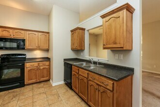 7182 Crape Myrtle Dr in Olive Branch, MS - Building Photo - Building Photo