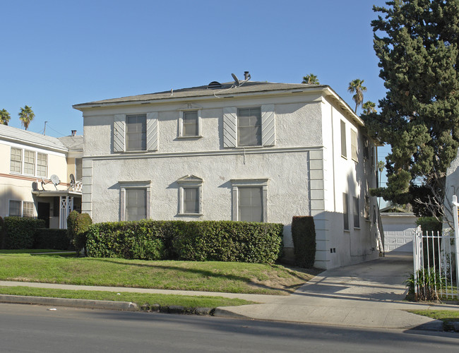 1632 S Bronson Ave in Los Angeles, CA - Building Photo - Building Photo