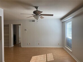 7920 Rockwood Ln in Austin, TX - Building Photo - Building Photo