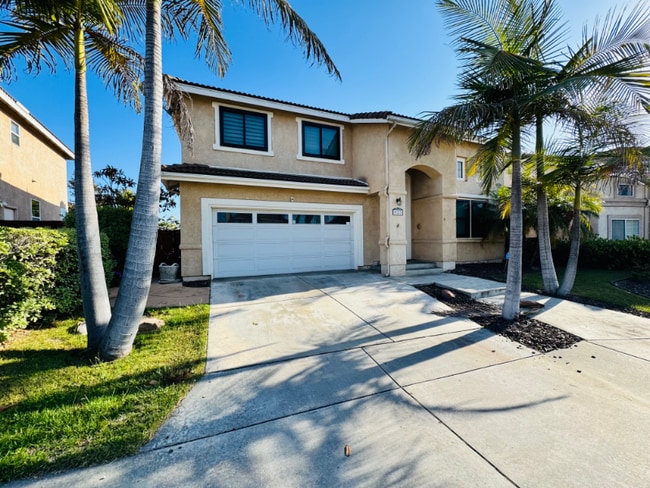 property at 922 Camino Del Sol
