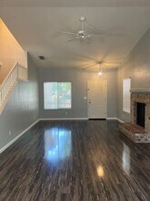 2049 Moonstone Way in Sacramento, CA - Building Photo - Building Photo
