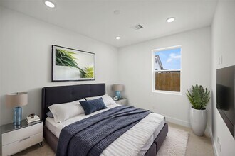 870 W Little York Rd in Houston, TX - Building Photo - Building Photo