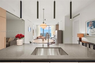 300 Biscayne Blvd Way, Unit 3005W in Miami, FL - Building Photo - Building Photo