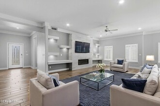 13580 Lawkland St in Horizon City, TX - Building Photo - Building Photo