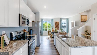 172 Gray Silver Rd in Inwood, WV - Building Photo - Building Photo