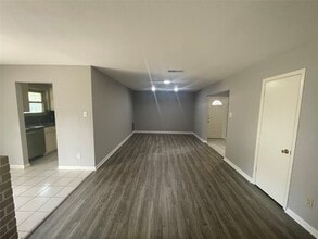 9007 Bunny Run Dr in Houston, TX - Building Photo - Building Photo