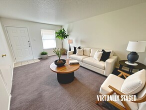 1106 Eastside Dr in Killeen, TX - Foto de edificio - Building Photo