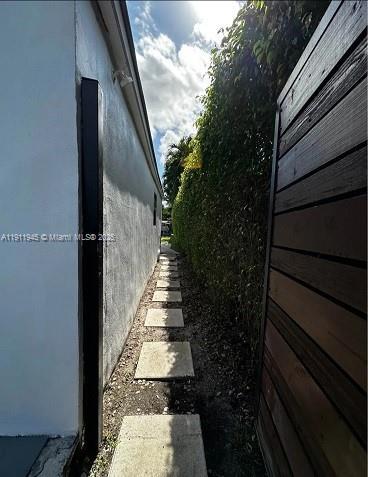 420 NW 111th St in Miami Shores, FL - Building Photo - Building Photo