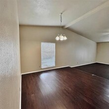 1802 Natchez Ct in Grand Prairie, TX - Building Photo - Building Photo