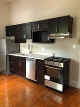 3827 Walnut St, Unit 2F in Philadelphia, PA - Building Photo - Building Photo