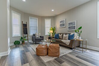 426 Evesham Ave in Baltimore, MD - Building Photo - Building Photo