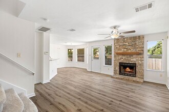 1202 Green Terrace Dr in Round Rock, TX - Building Photo - Building Photo