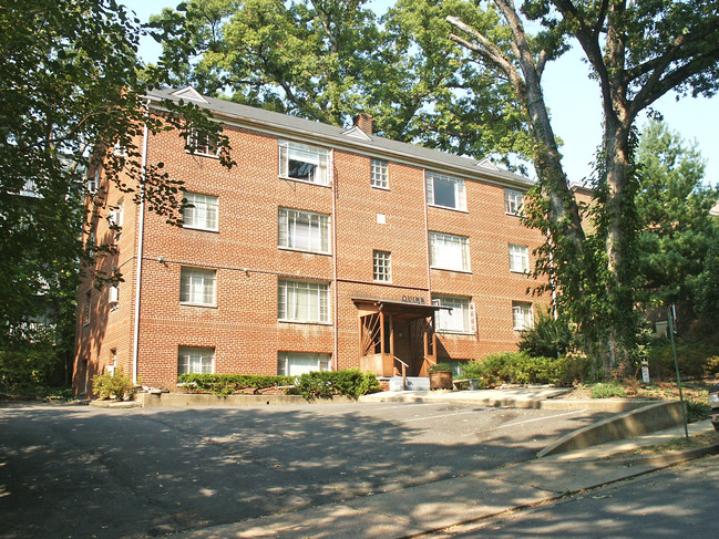 1410 N Quinn St in Arlington, VA - Foto de edificio - Building Photo