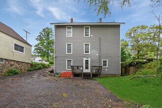 187 Summer St in Southington, CT - Building Photo - Building Photo