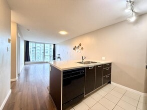 13688-13100 100 Ave in Surrey, BC - Building Photo - Building Photo