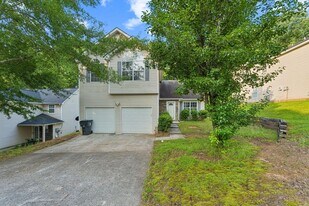 2945 Highland Hill Pkwy in Douglasville, GA - Building Photo