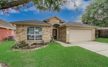 19127 Mossy Hedge Ln in Katy, TX - Building Photo - Building Photo
