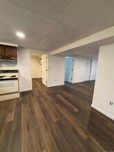 15 Elvira Dr in Middlefield, CT - Building Photo - Building Photo