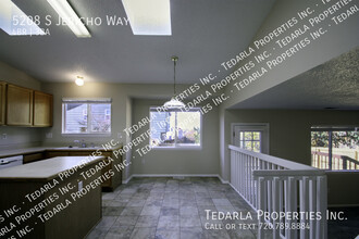 5208 S Jericho Way in Centennial, CO - Building Photo - Building Photo