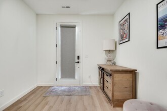 1072 Travis Trce in Decatur, GA - Building Photo - Building Photo