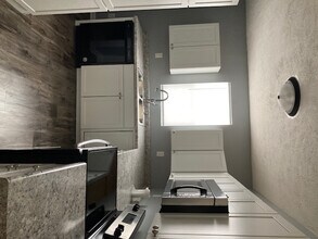 2706 Ellison Ave in Omaha, NE - Building Photo - Building Photo