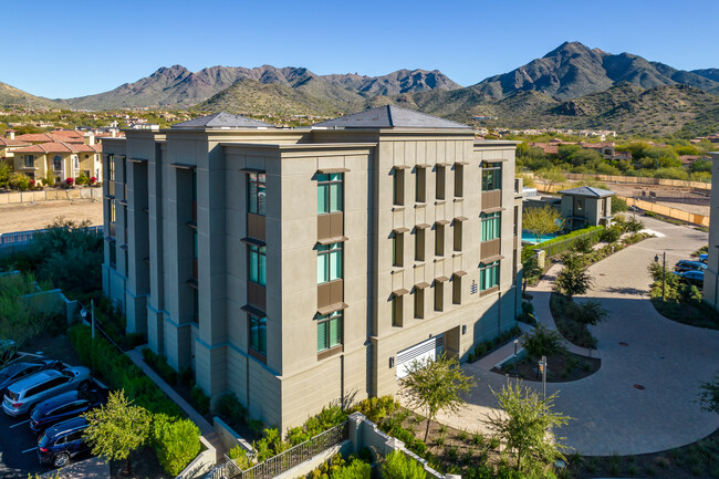 18720 N 101st St in Scottsdale, AZ - Foto de edificio - Building Photo