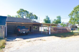 1282 Hopper Rd in Houston, TX - Building Photo - Building Photo