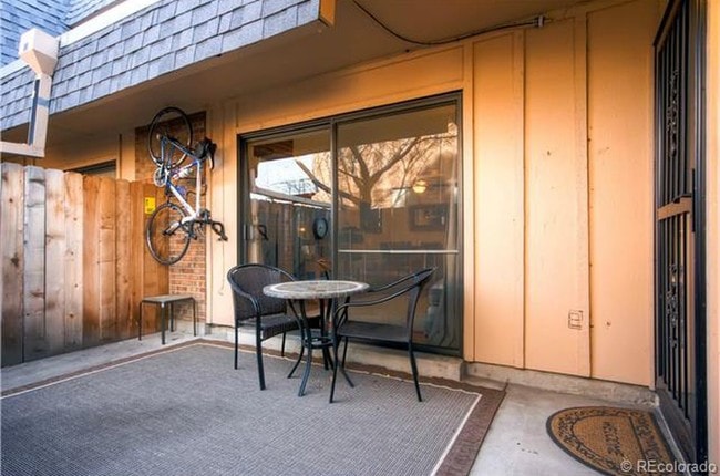 7995 E Mississippi Ave in Denver, CO - Building Photo - Building Photo