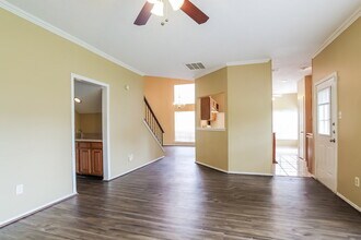 6018 Fern Hollow Ct in Katy, TX - Building Photo - Building Photo