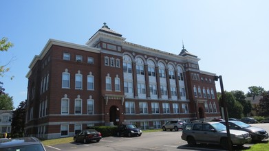 19 Wood St in Lewiston, ME - Building Photo - Building Photo