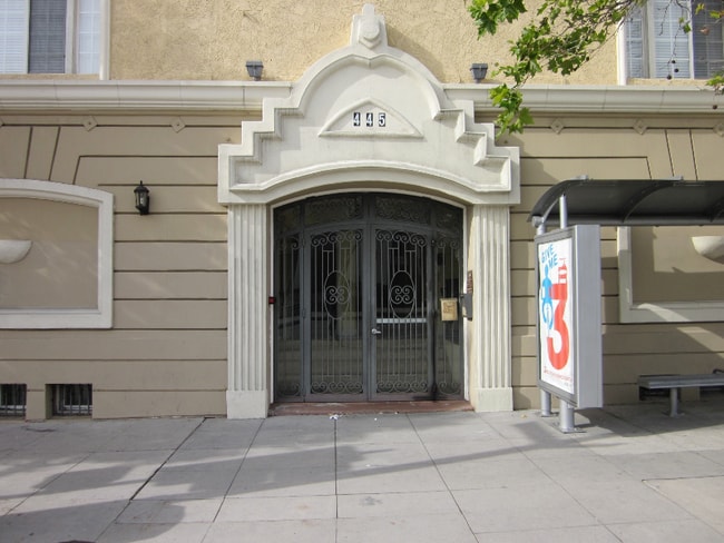 445 S Central Ave