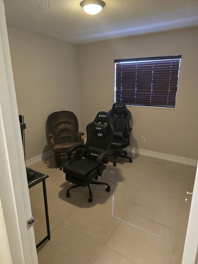 3574 W 14th Ct, Unit 1