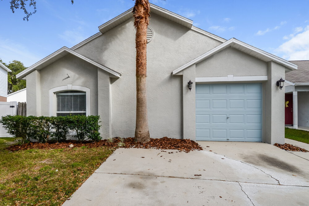 6206 Cannoli Pl in Riverview, FL - Foto de edificio