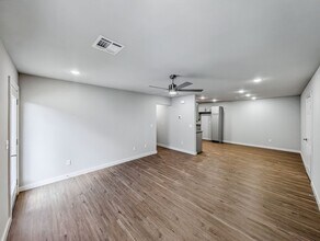 317 NW 65th Ave in Bentonville, AR - Building Photo - Building Photo