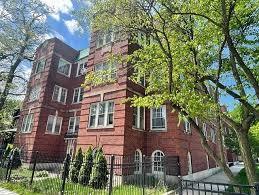 148 N Austin Blvd in Oak Park, IL - Building Photo
