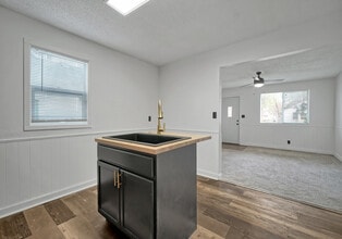 1129 N 29th St in Lincoln, NE - Building Photo - Building Photo