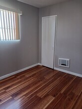 719 N Eucalyptus Ave, Unit 17 A in Inglewood, CA - Foto de edificio - Building Photo