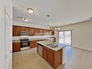 276 S 165th Dr in Goodyear, AZ - Building Photo - Building Photo