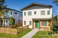 1585 Uinta St in Denver, CO - Foto de edificio - Building Photo