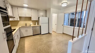 52 Genoa Pl in San Francisco, CA - Building Photo - Building Photo