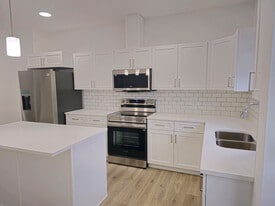 73 Fenwyck Blvd in Spruce Grove, AB - Building Photo