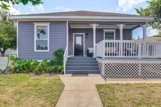 1115 Avenue M in Galveston, TX - Building Photo - Building Photo