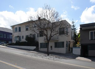 Little Broadway Apartments in San Diego, CA - Building Photo - Building Photo