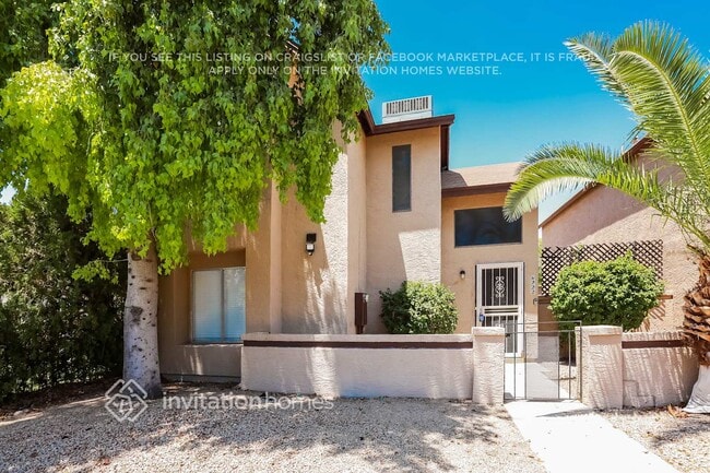 property at 6722 W Kings Ave