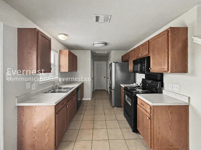 603 Holbrooke St in Hutto, TX - Building Photo - Building Photo