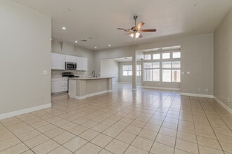 3394 Wasatch Cedars St, Unit 420 in Las Vegas, NV - Building Photo - Building Photo