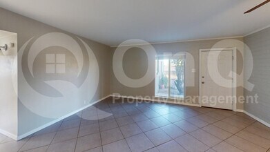 2404 E Cameron Vista in Tucson, AZ - Building Photo - Building Photo