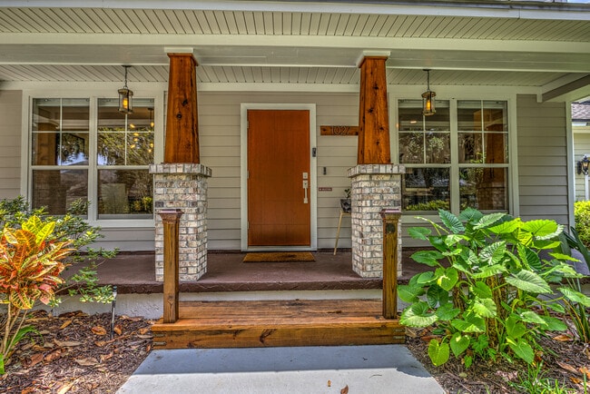 1027 Saltwater Cir in St. Augustine, FL - Building Photo - Building Photo