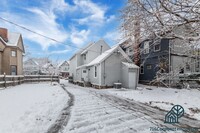 184 14th St in Buffalo, NY - Foto de edificio - Building Photo