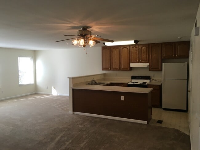 82-84-84 Heather Rd in Troy, OH - Building Photo - Building Photo